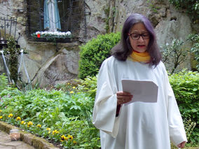 Feierliche Maiandacht in der Fatima-Grotte 